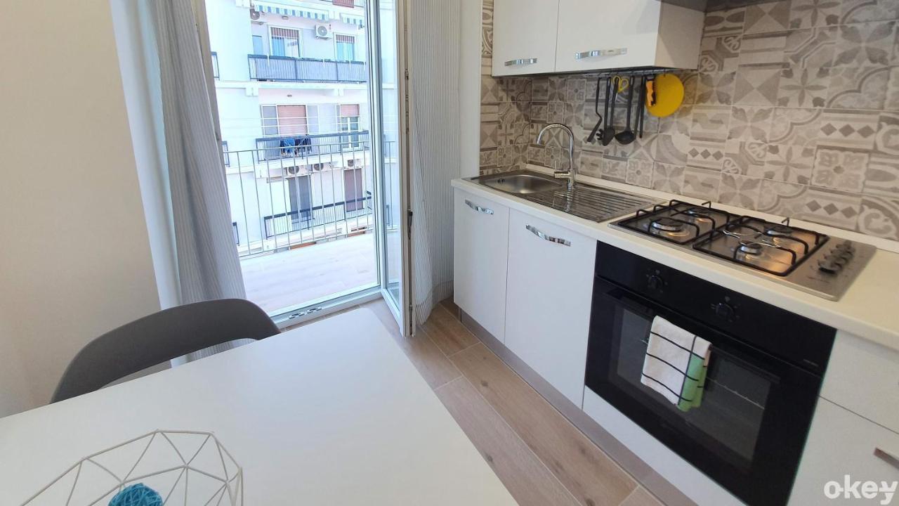 Blue Sky Rooftop Rooms - Bari Policlinico Εξωτερικό φωτογραφία