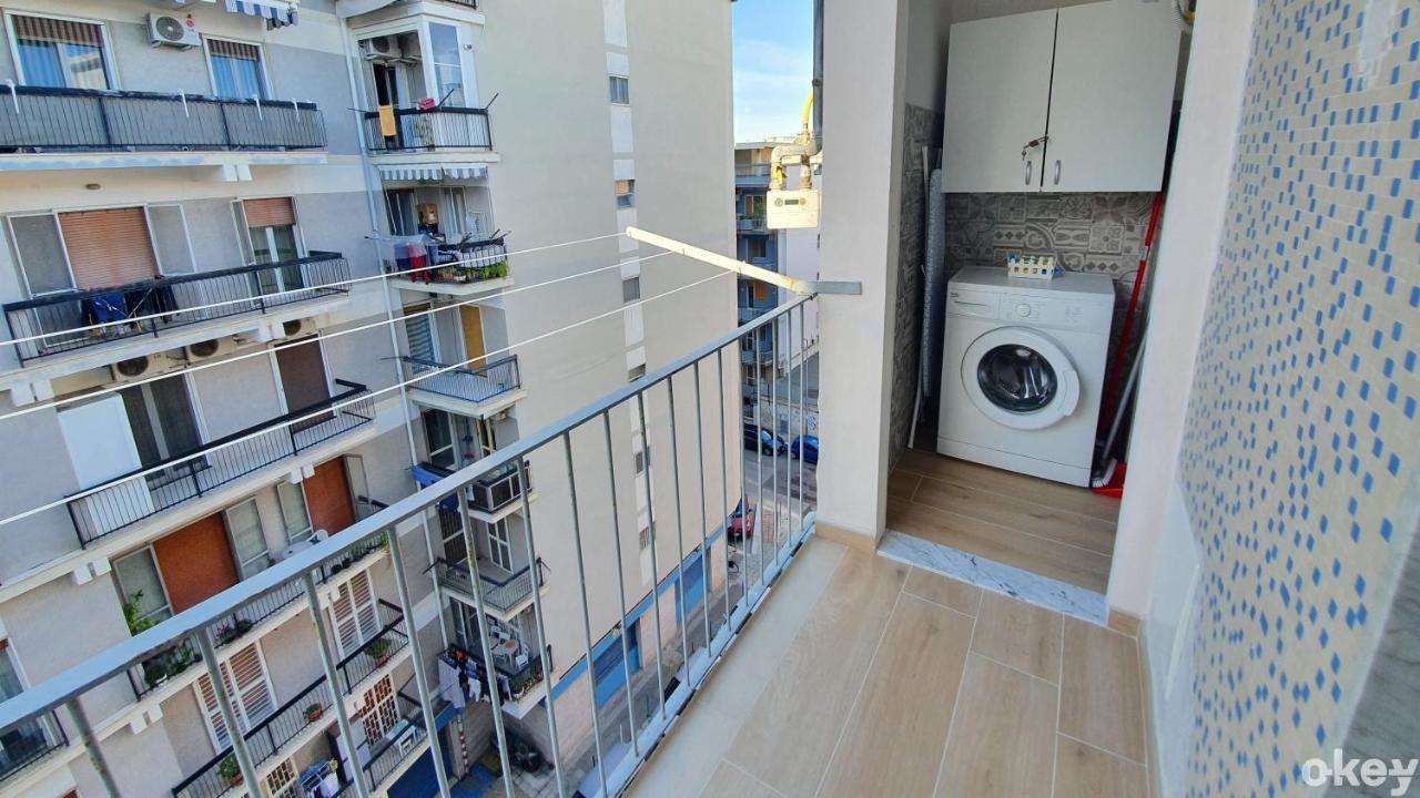 Blue Sky Rooftop Rooms - Bari Policlinico Εξωτερικό φωτογραφία