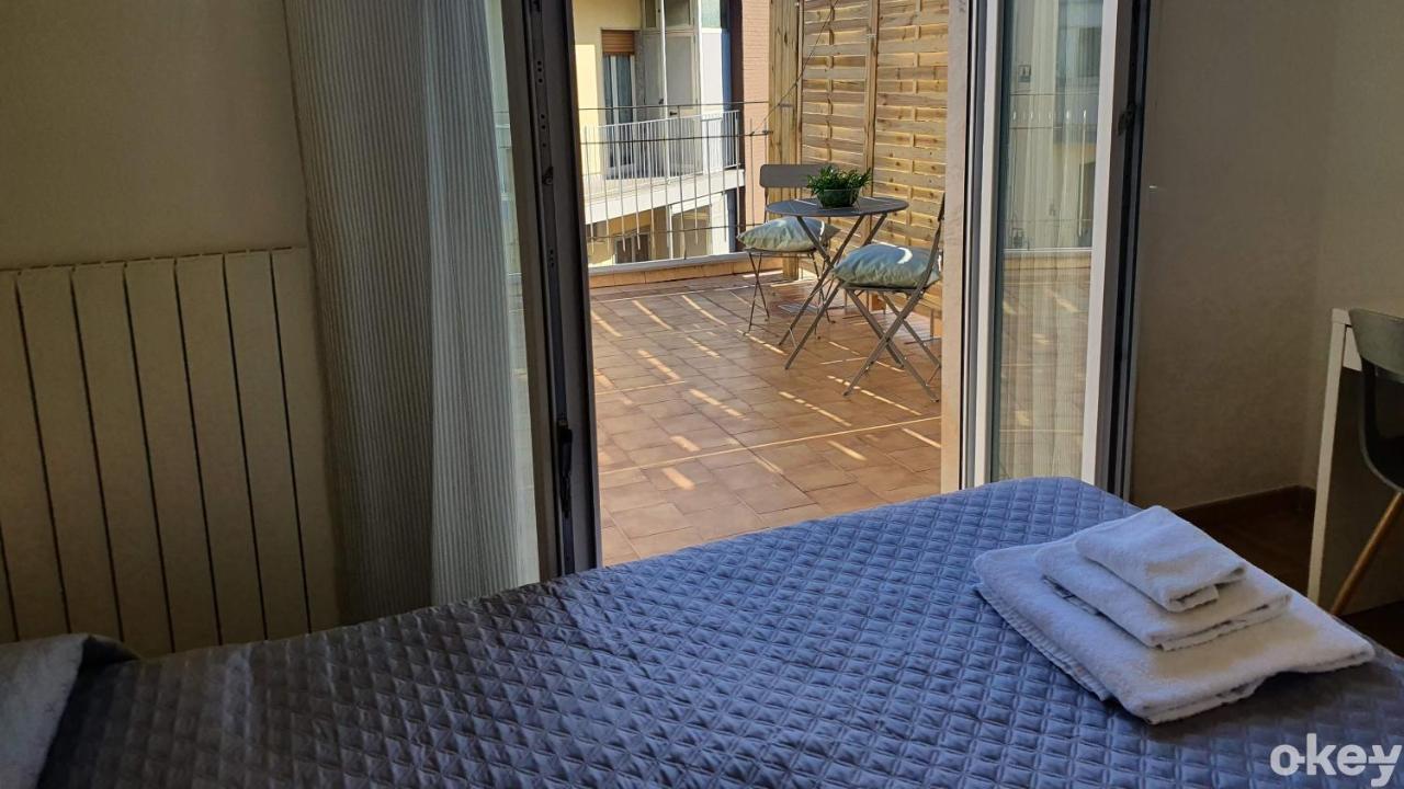 Blue Sky Rooftop Rooms - Bari Policlinico Εξωτερικό φωτογραφία